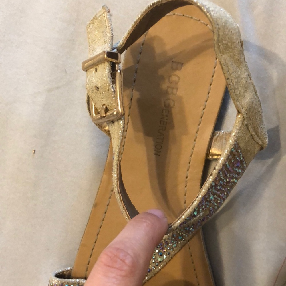 Sandals - Picture 2 of 3